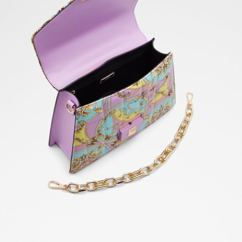 Kamelia Aldo Fashion